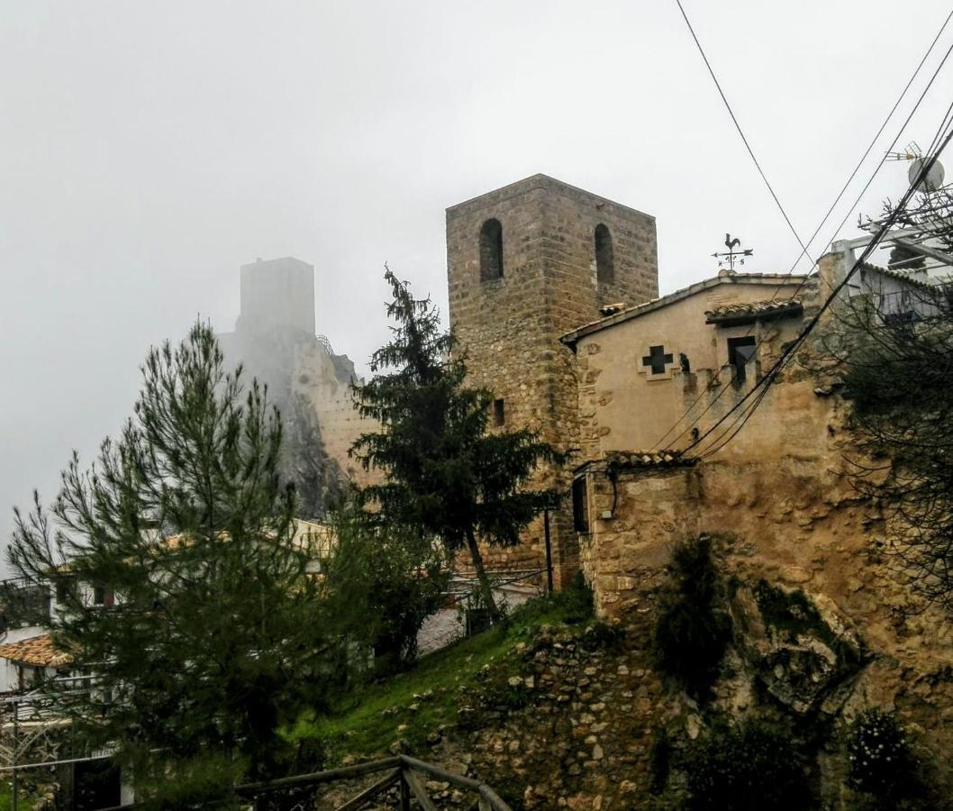 Casa Rural Castillo La Iruela Bagian luar foto
